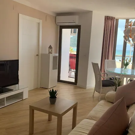 Apartment In Erster Linie Mit Meerblick