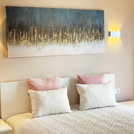 Apartment In Erster Linie Mit Meerblick